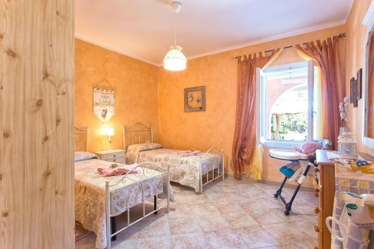 Casa Vacanze La Guzzetta Ranch Βίλα Canaglia Εξωτερικό φωτογραφία